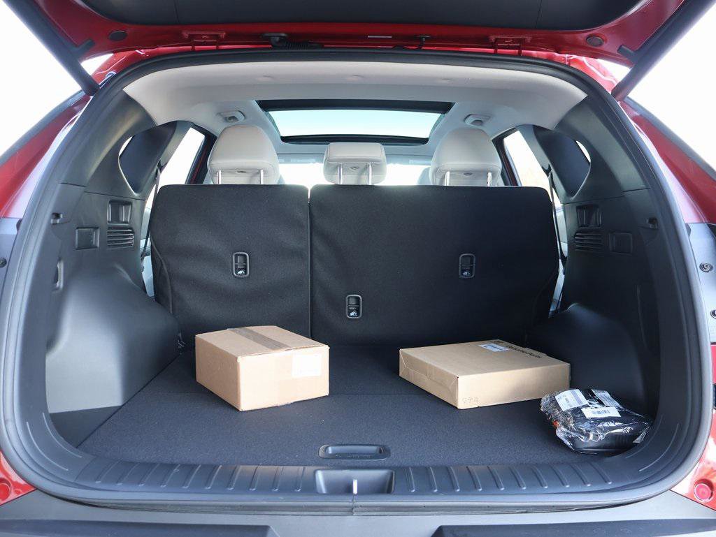 New 2026 Hyundai Tucson Limited w/ Tow & Go Package image 15