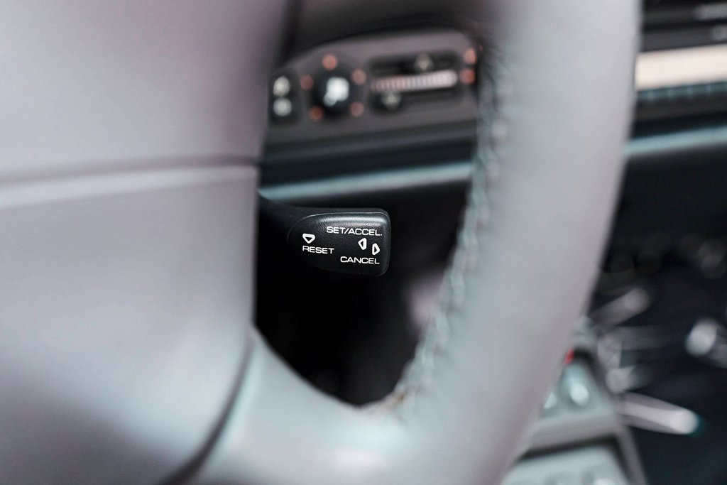 Used 1996 Porsche 911 Turbo image 46