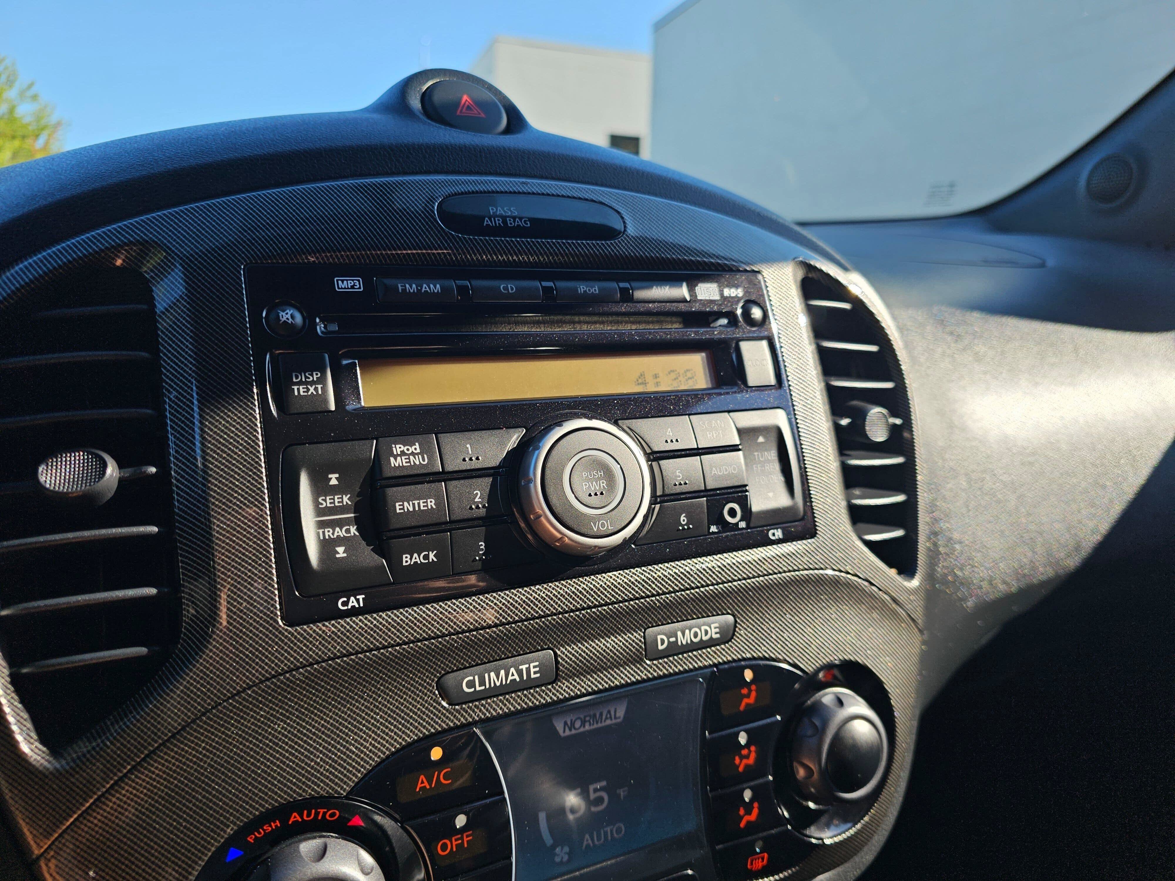 Used 2014 Nissan Juke NISMO RS AWD/4WD image 28