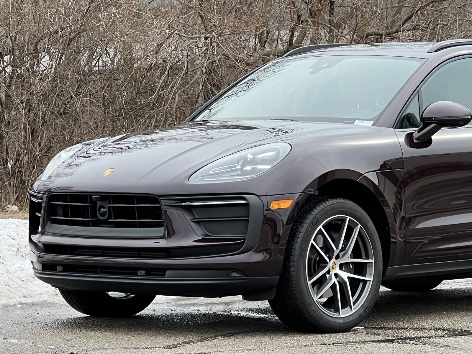Certified 2025 Porsche Macan image 11