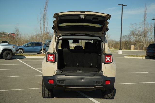 Used 2016 Jeep Renegade 75th Anniversary image 16