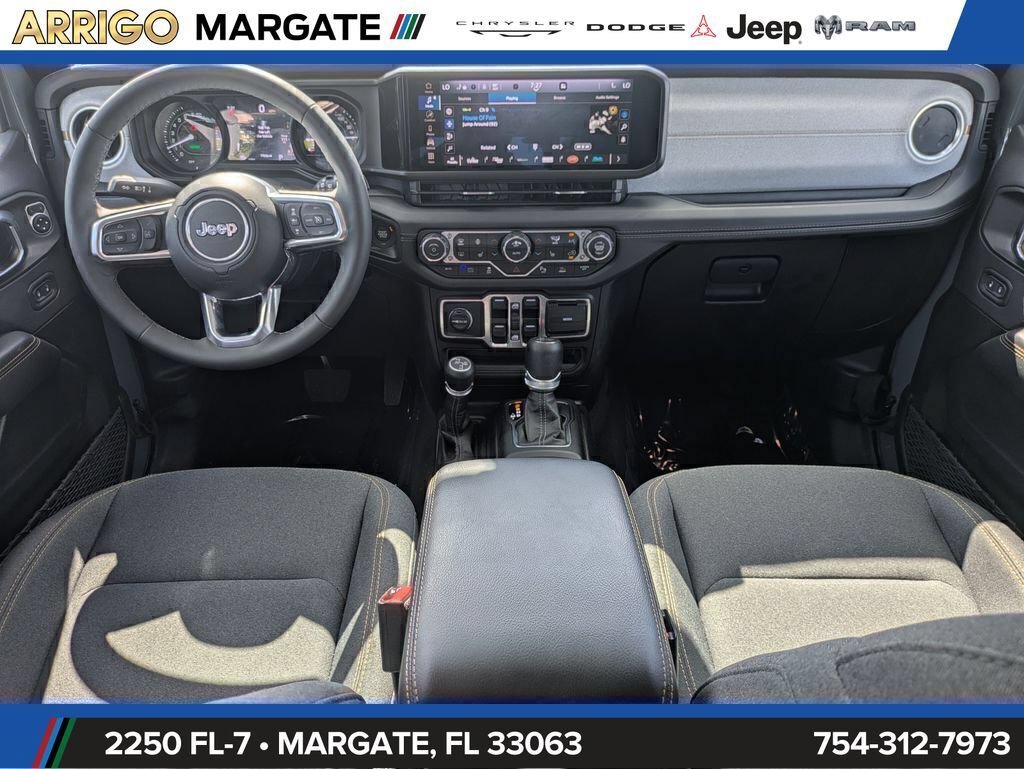 Used 2025 Jeep Wrangler Unlimited Sahara w/ Safety Group AWD/4WD image 15