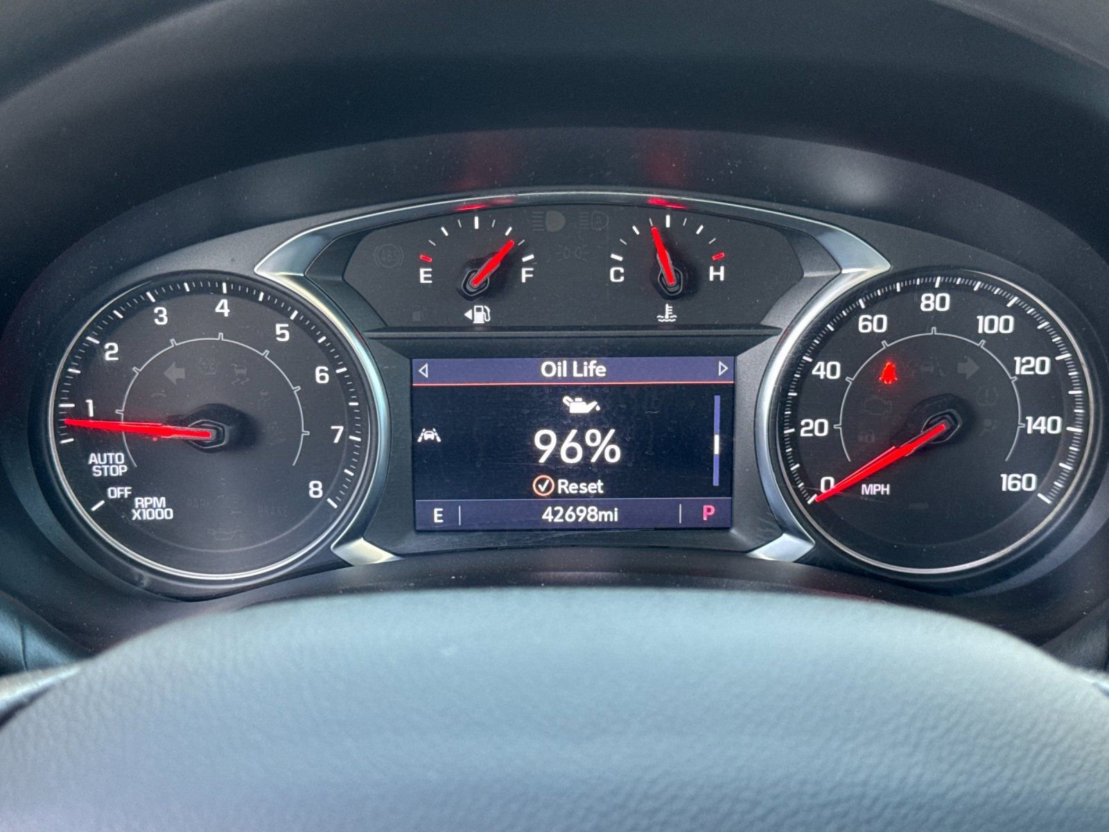 Used 2023 GMC Terrain SLE w/ Driver Convenience Package image 28