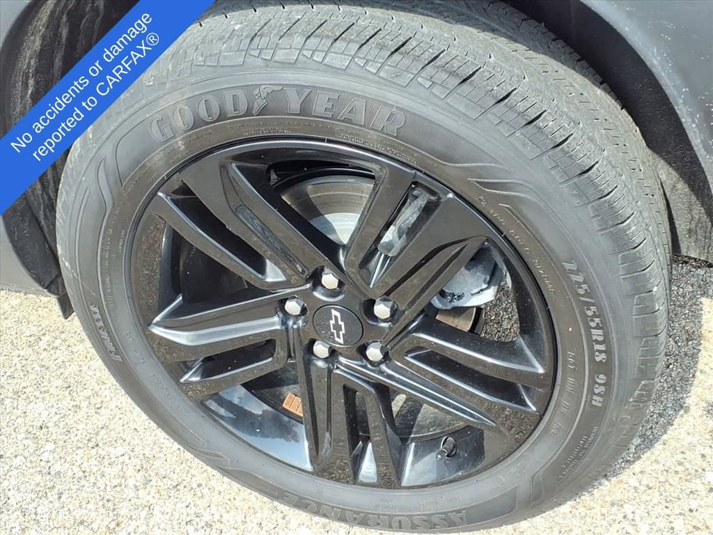 Used 2025 Chevrolet Trax ACTIV w/ Sunroof Package image 10