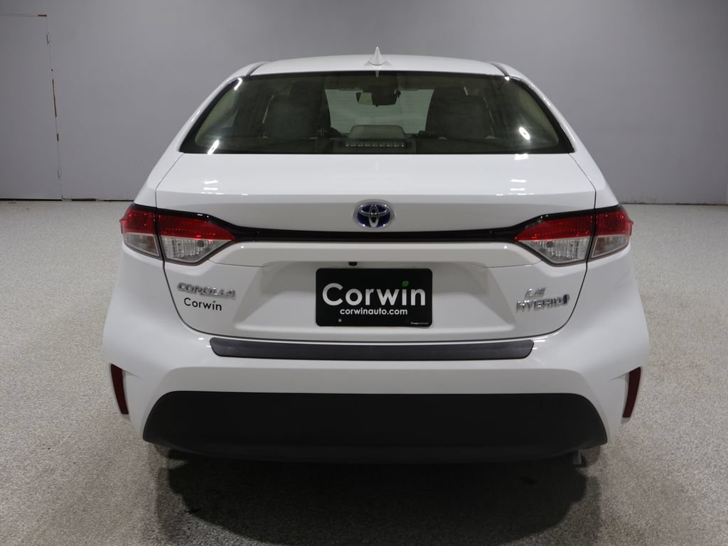 Certified 2023 Toyota Corolla LE AWD/4WD image 4