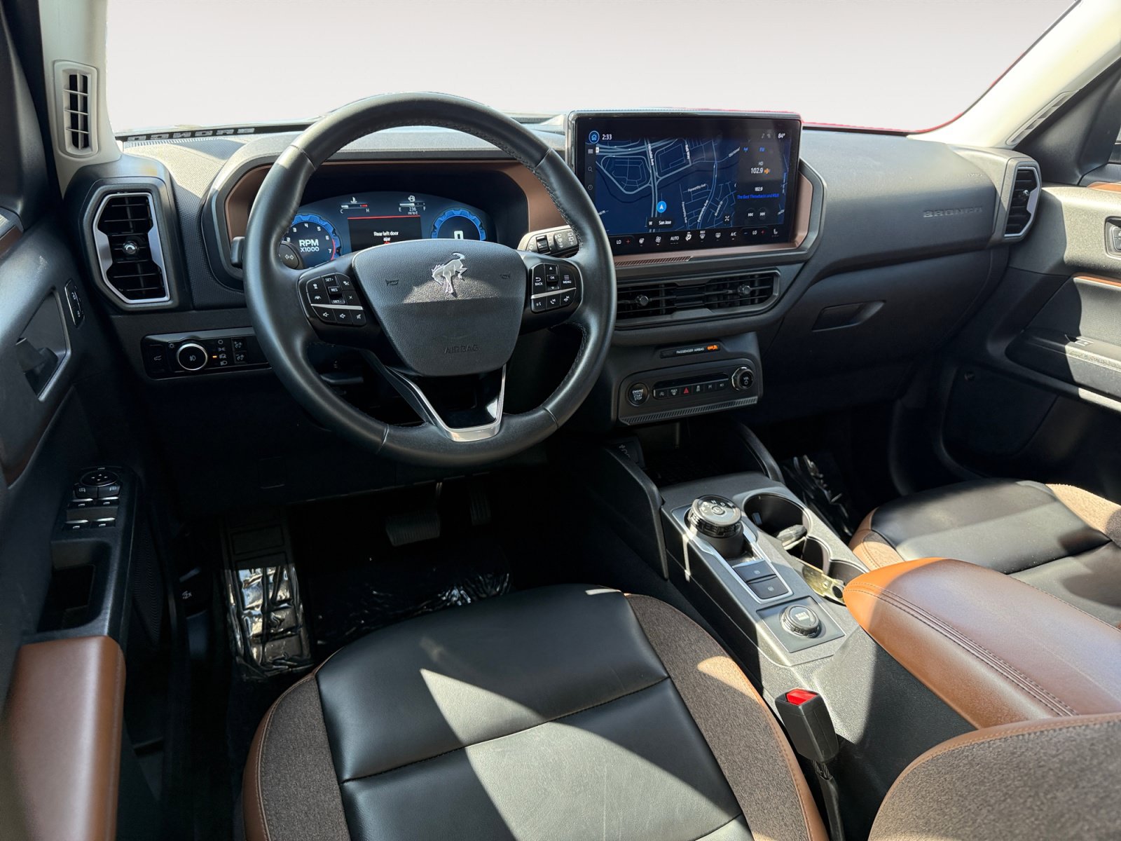 Certified 2025 Ford Bronco Sport Outer Banks w/ Outer Banks Tech Package+ AWD/4WD image 15