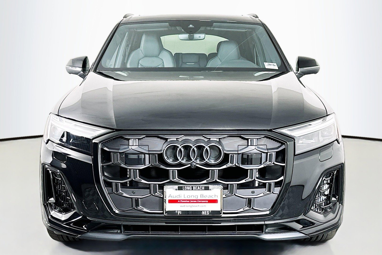 New 2026 Audi SQ7 Premium Plus image 2