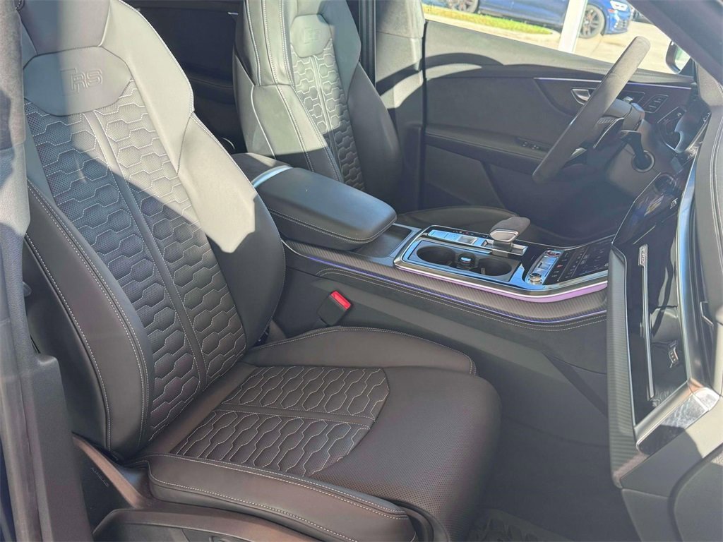 Used 2024 Audi RS Q8 image 11