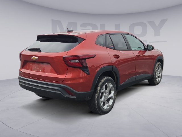 Certified 2024 Chevrolet Trax LS w/ LS Convenience Package FWD image 5