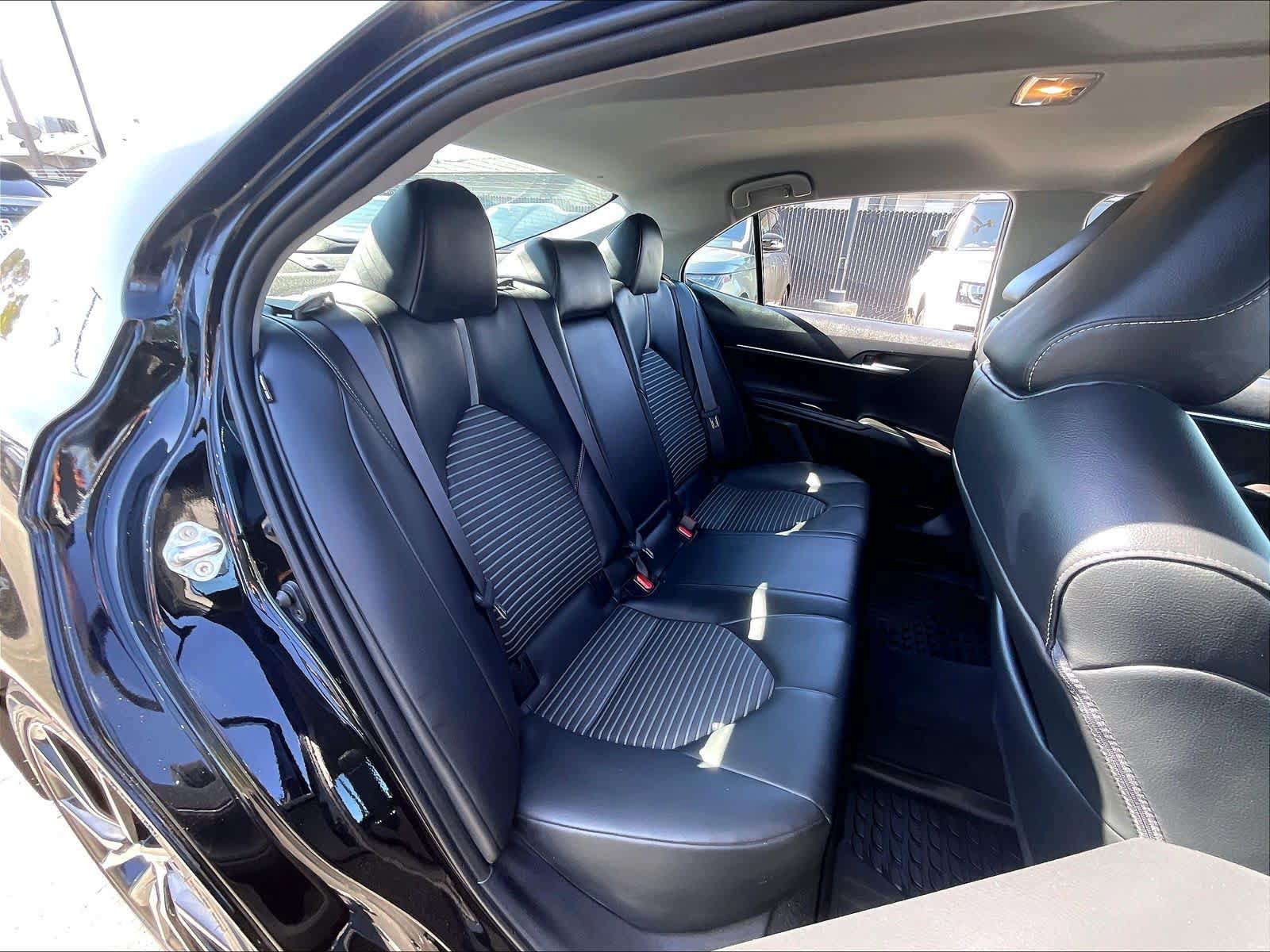 Used 2024 Toyota Camry SE FWD image 27