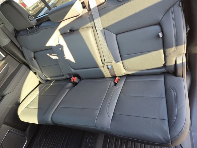 New 2025 GMC Sierra 2500 SLT w/ SLT Premium Package image 31