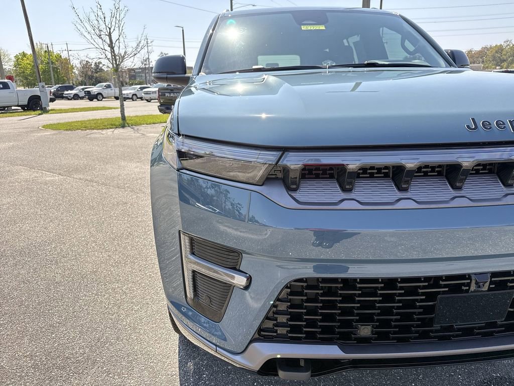 New 2026 Jeep Grand Wagoneer Limited image 9