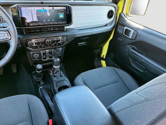 Used 2024 Jeep Gladiator Sport image 22