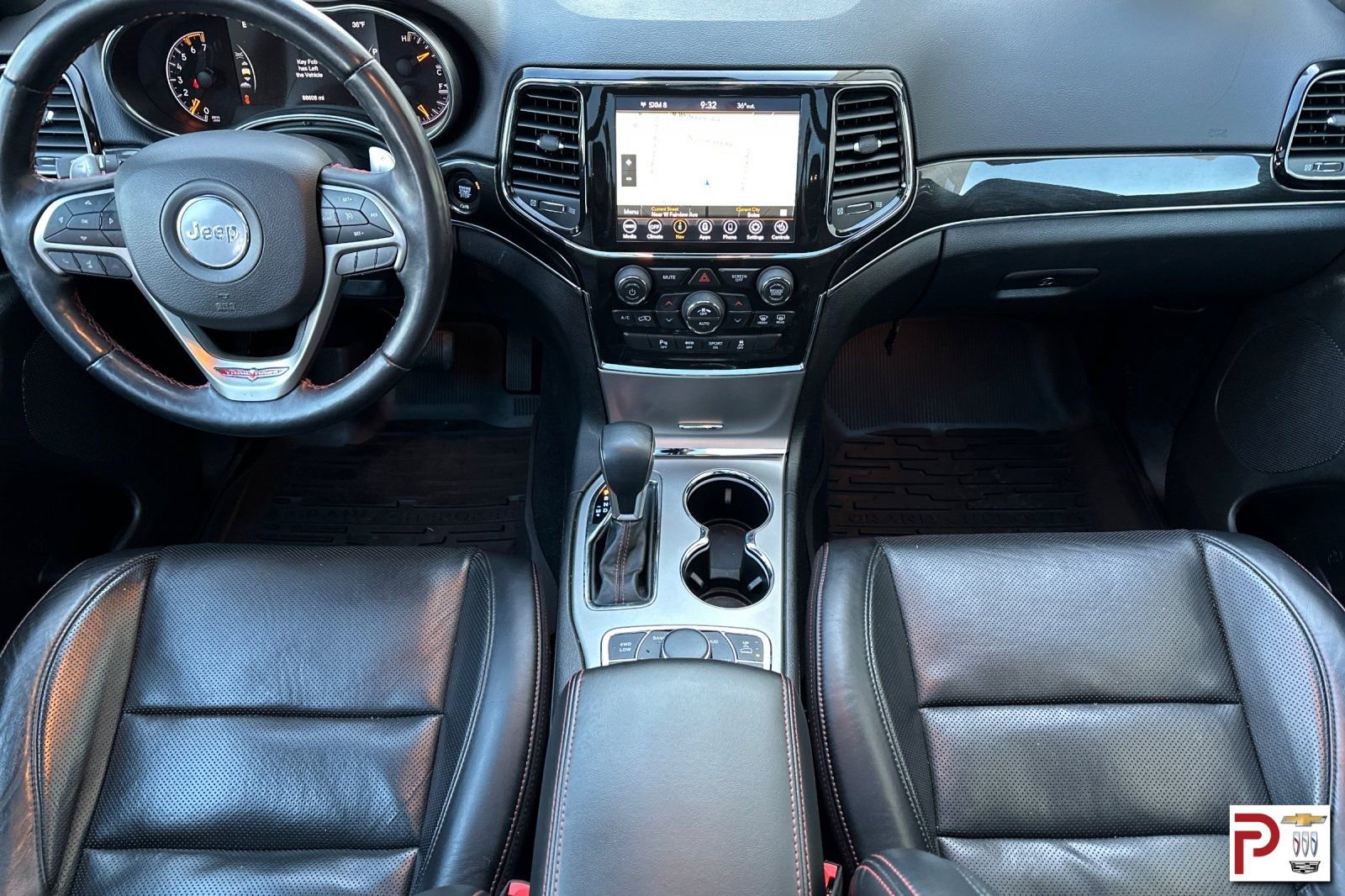 Used 2021 Jeep Grand Cherokee Trailhawk w/ Trailhawk Luxury Group image 16