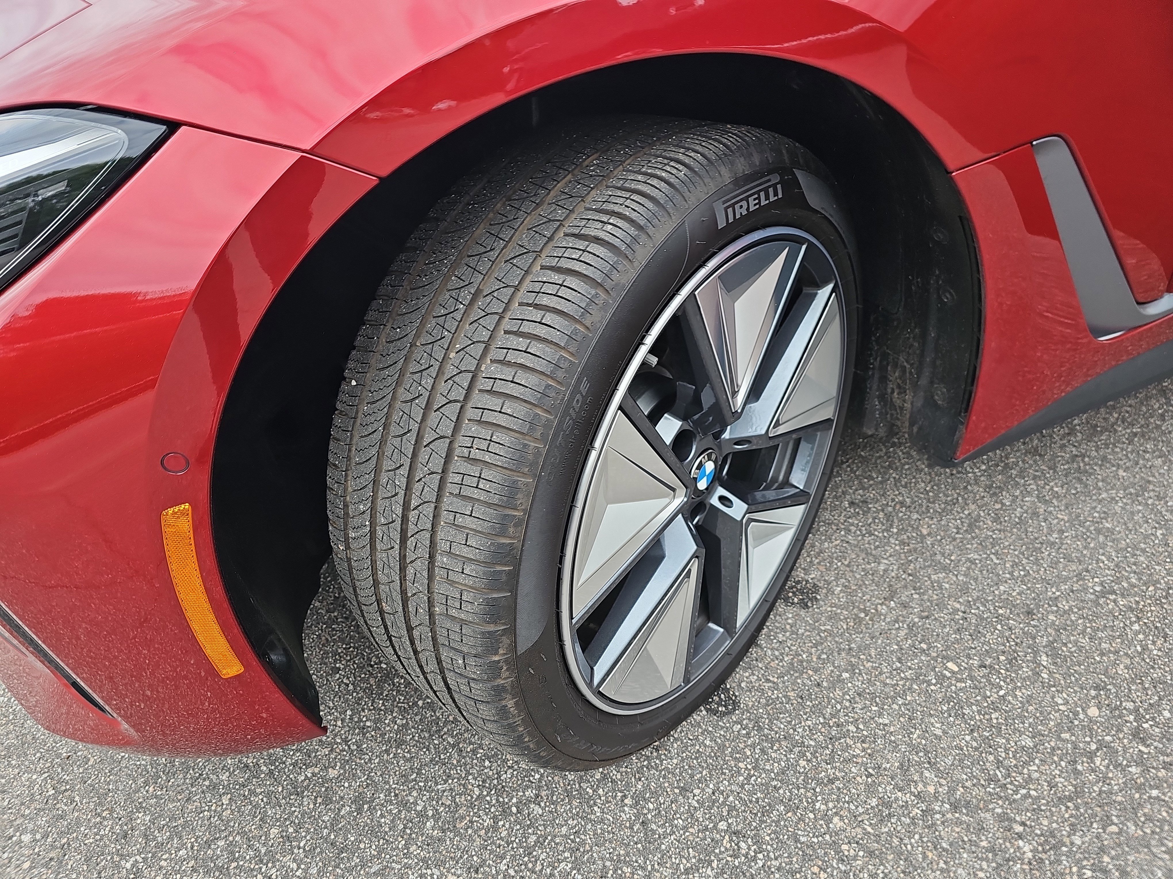 Certified 2025 BMW i4 eDrive40 w/ Premium Package RWD image 35