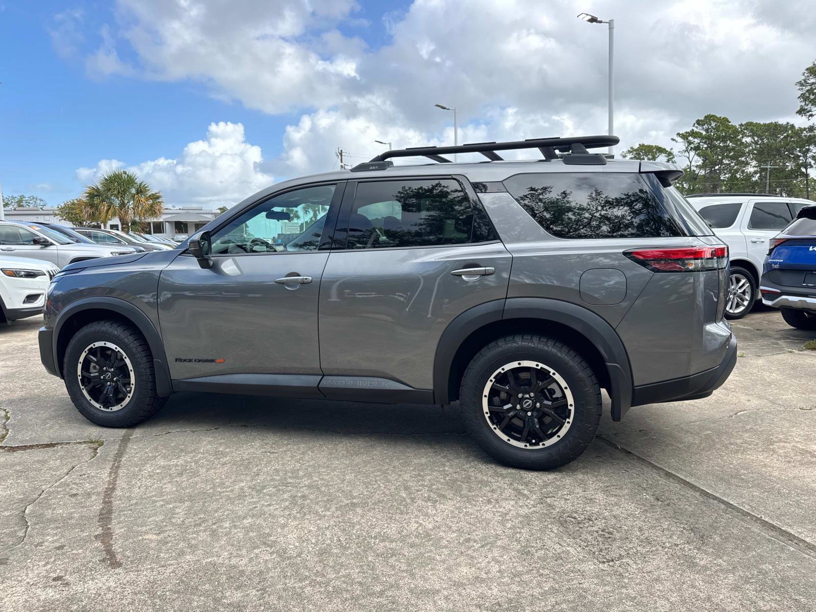Used 2023 Nissan Pathfinder Rock Creek image 5