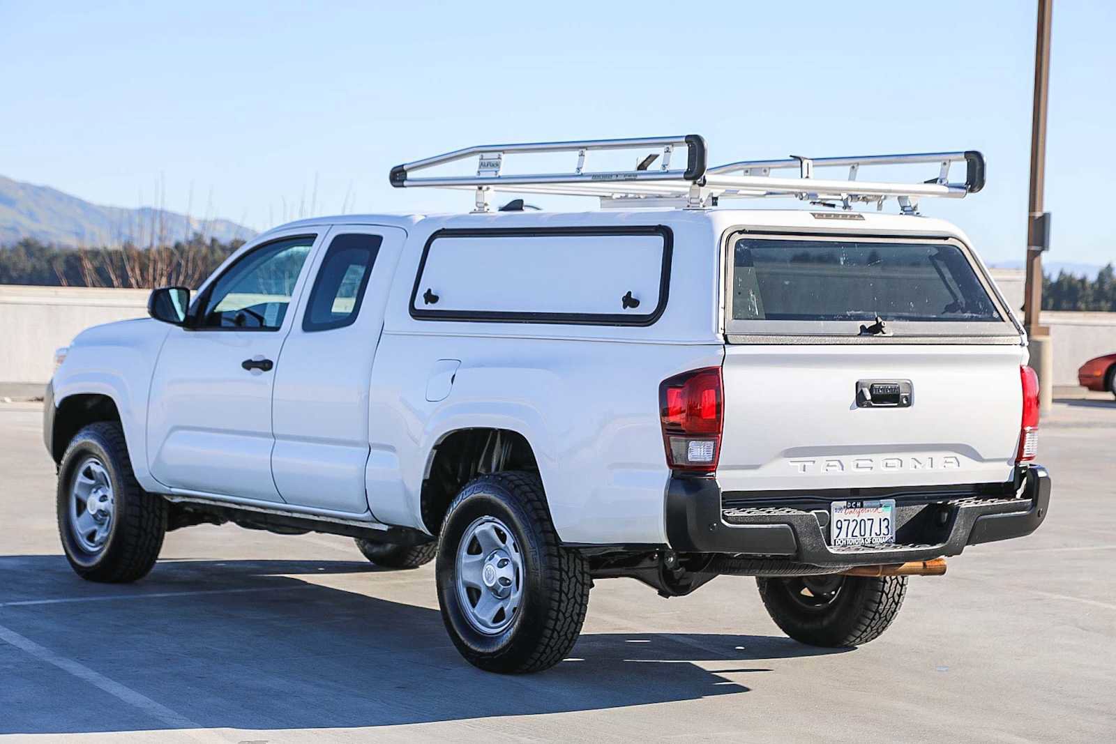 Certified 2018 Toyota Tacoma SR image 7