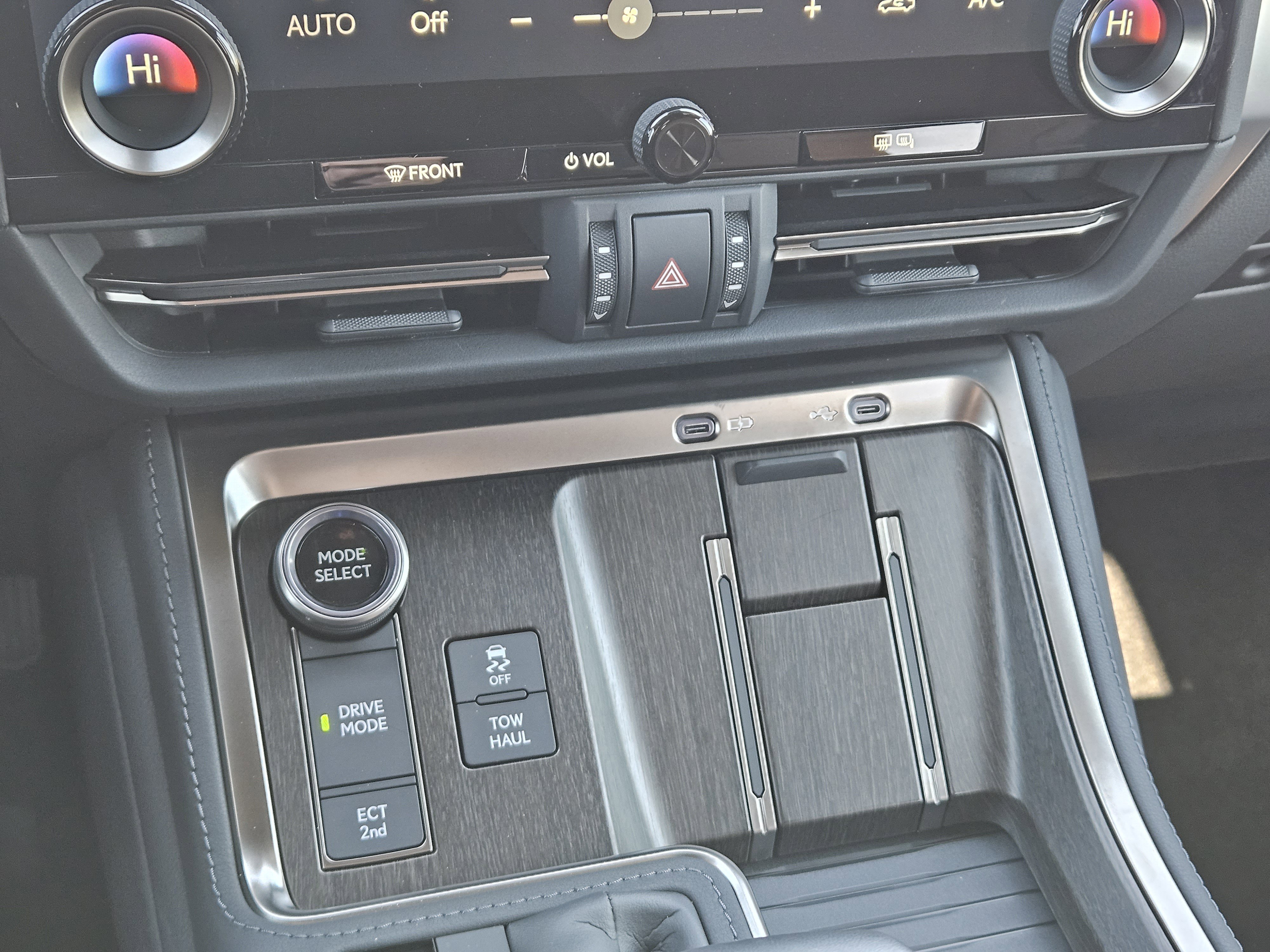 Used 2024 Lexus GX 550 image 21