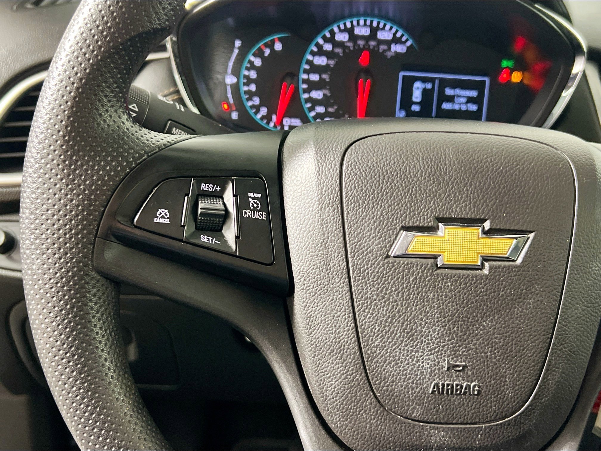 Used 2021 Chevrolet Trax LS w/ Tint and Cruise Package image 18