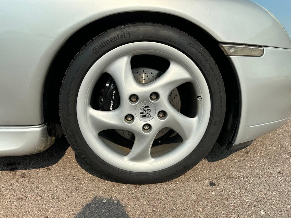 Used 2000 Porsche 911 Carrera RWD image 39