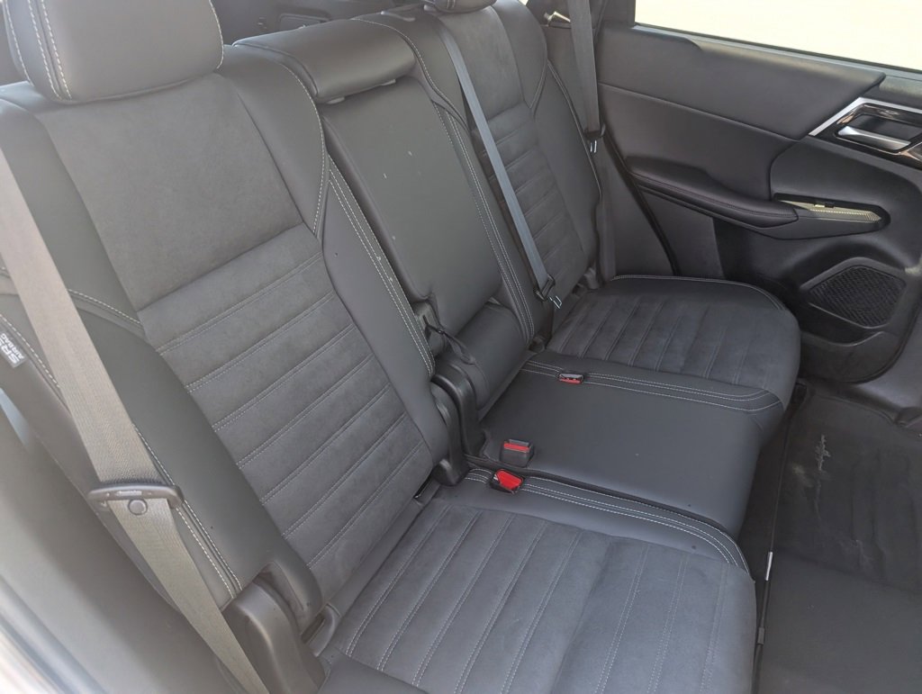 Used 2024 Mitsubishi Outlander Ralliart image 14