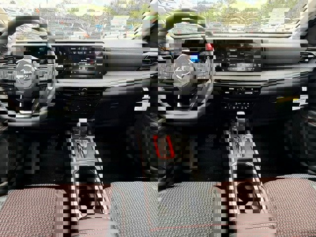 New 2025 Nissan Kicks SR w/ SR Premium Package image 23