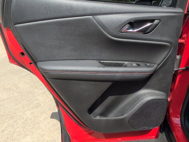 Used 2021 Chevrolet Blazer RS w/ Enhanced Convenience Package FWD image 12