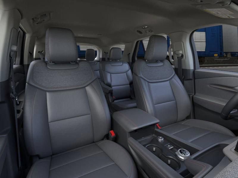 New 2026 Ford Explorer Active w/ Active Comfort Package RWD image 10