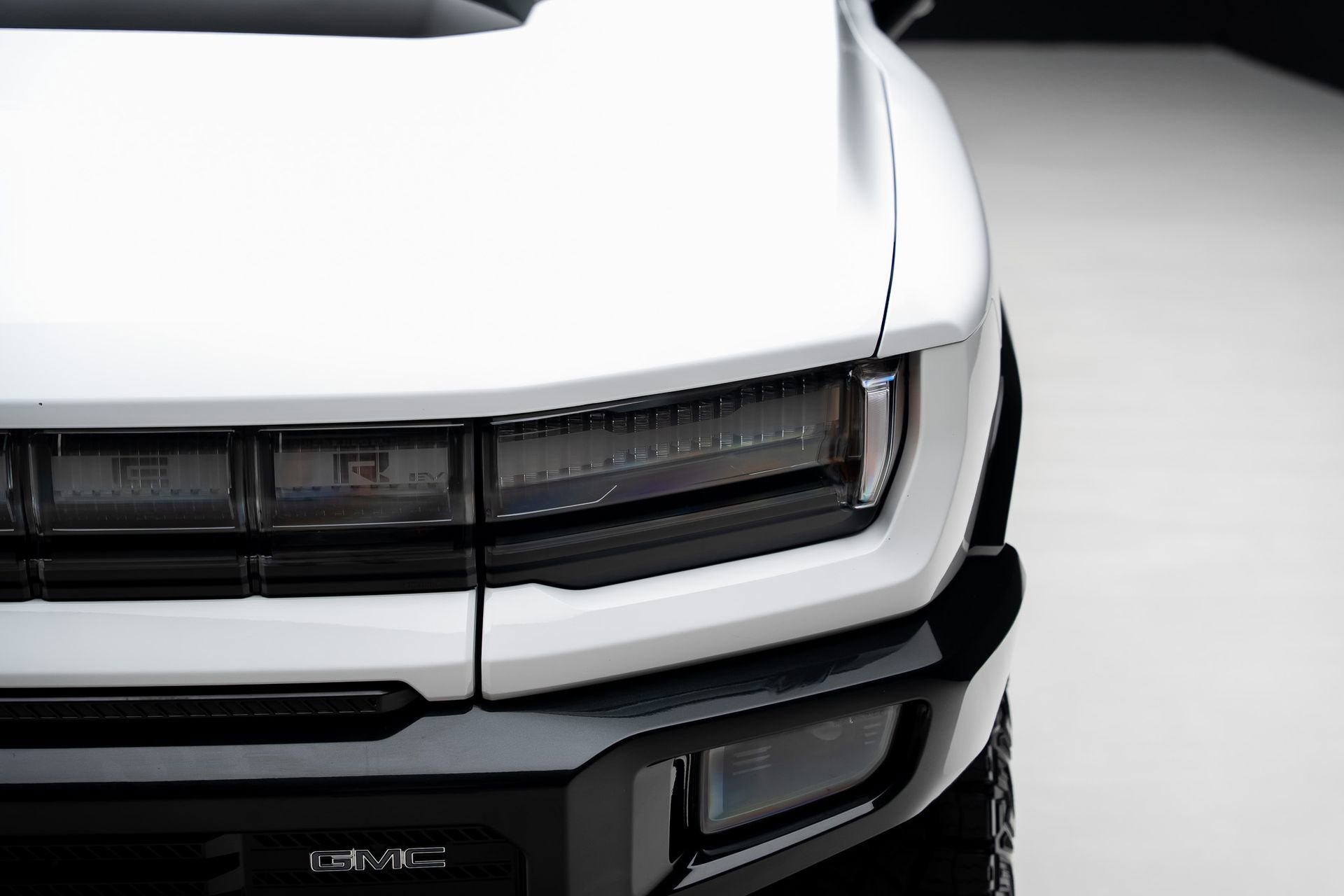 Used 2024 GMC Hummer EV 2X w/ Extreme Off-Road Package image 13