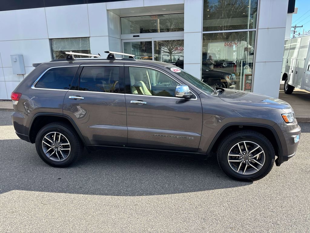 Used 2020 Jeep Grand Cherokee Limited AWD/4WD image 3
