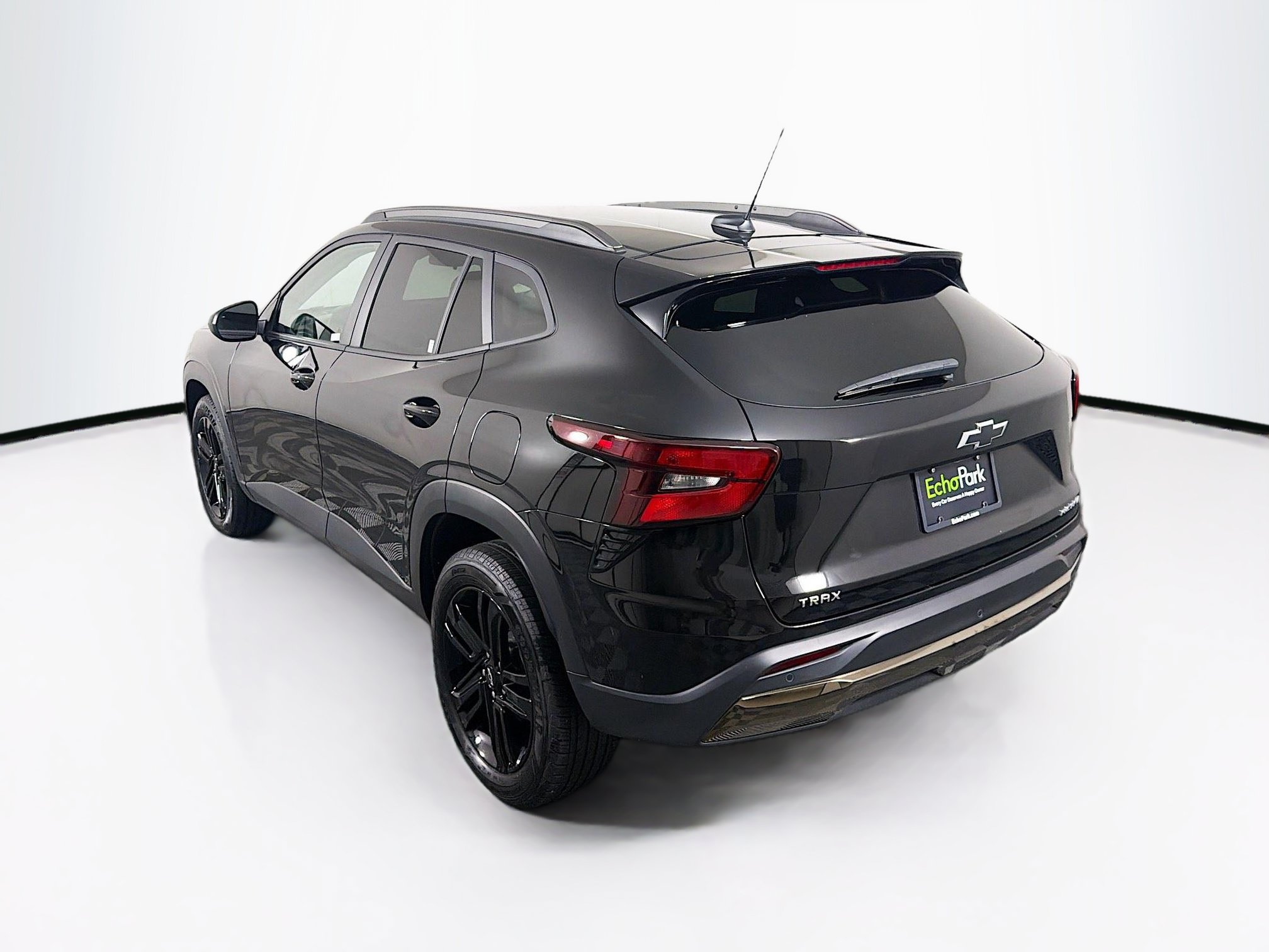 Used 2025 Chevrolet Trax ACTIV w/ Driver Confidence Package FWD image 5