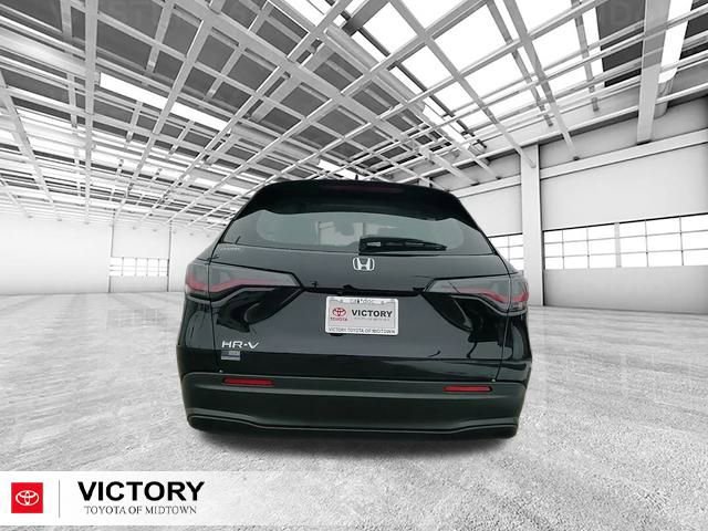 Used 2023 Honda HR-V LX image 4