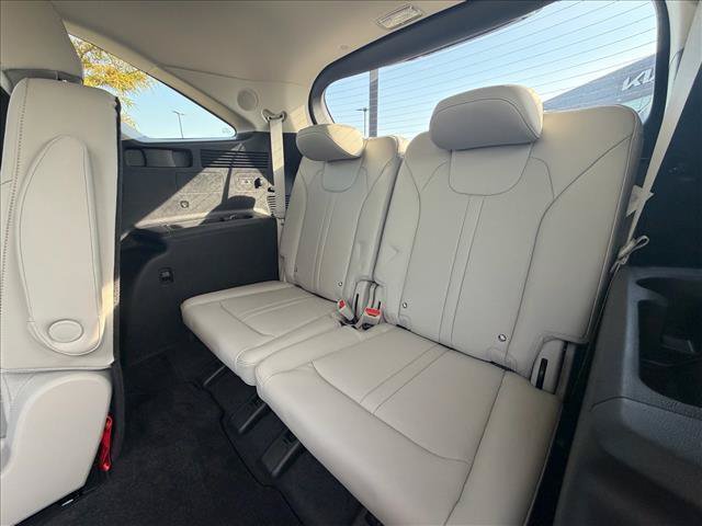 Used 2026 Kia Sorento AWD image 6