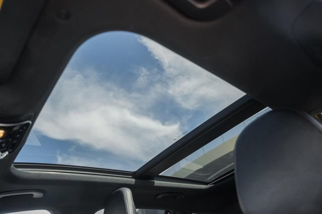 Used 2023 Mercedes-Benz GLC 300 4MATIC image 42