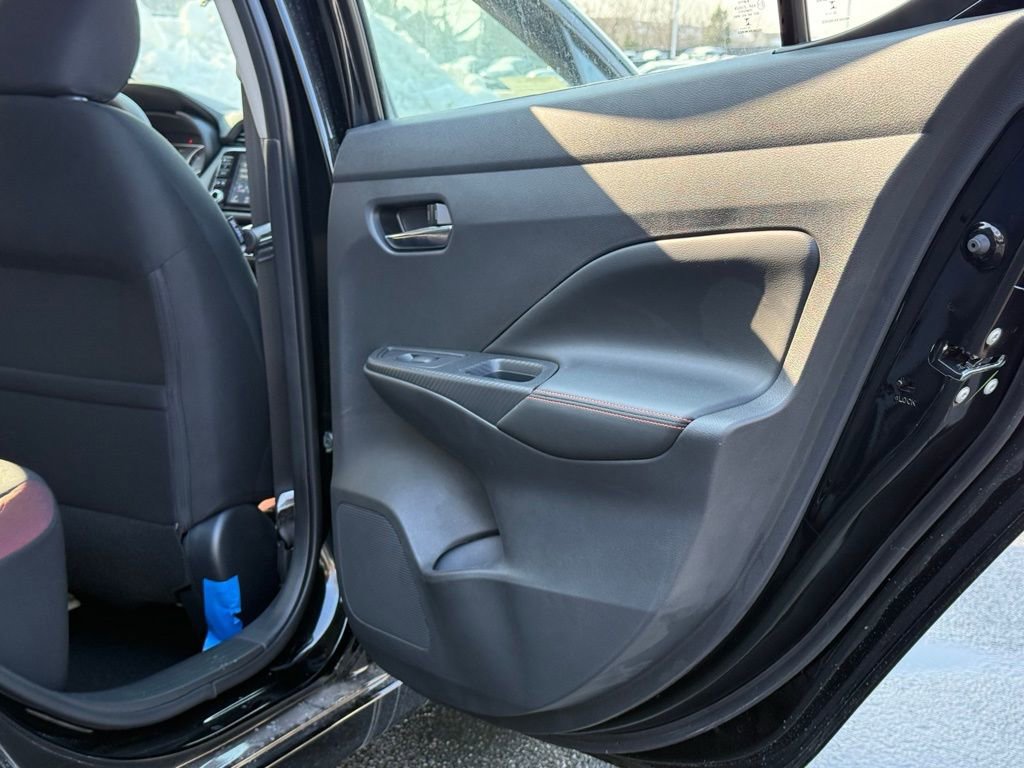 New 2025 Nissan Versa SR w/ Trunk Package FWD image 20