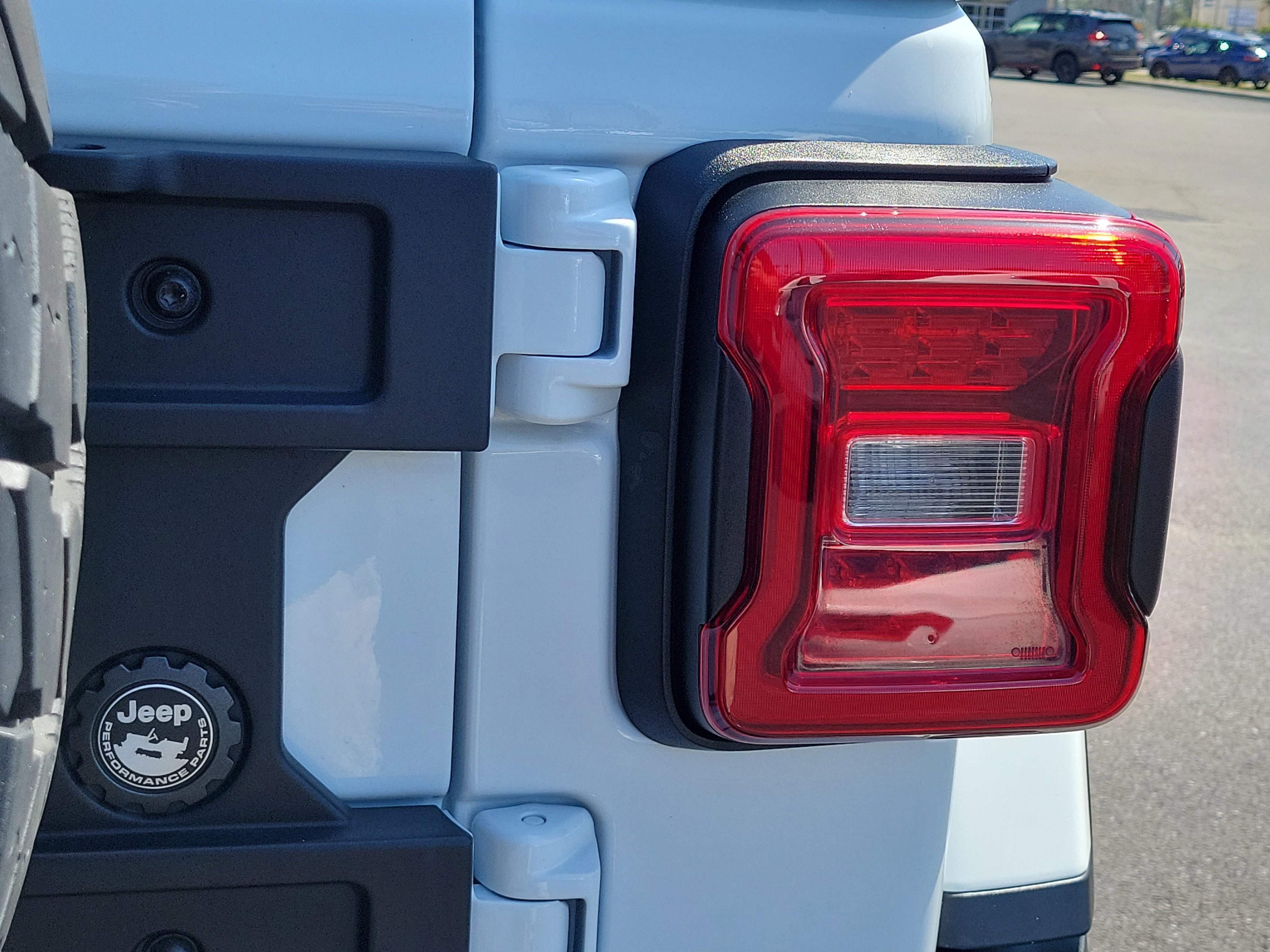 Used 2024 Jeep Wrangler Rubicon 392 image 14