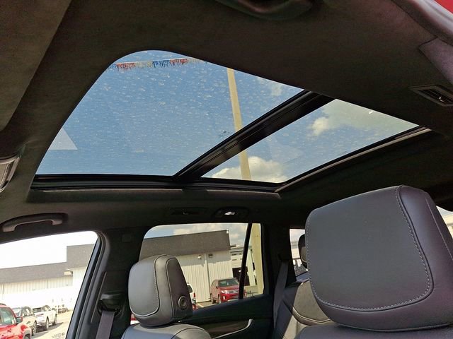 Used 2023 Cadillac XT6 Sport w/ Platinum Package image 14