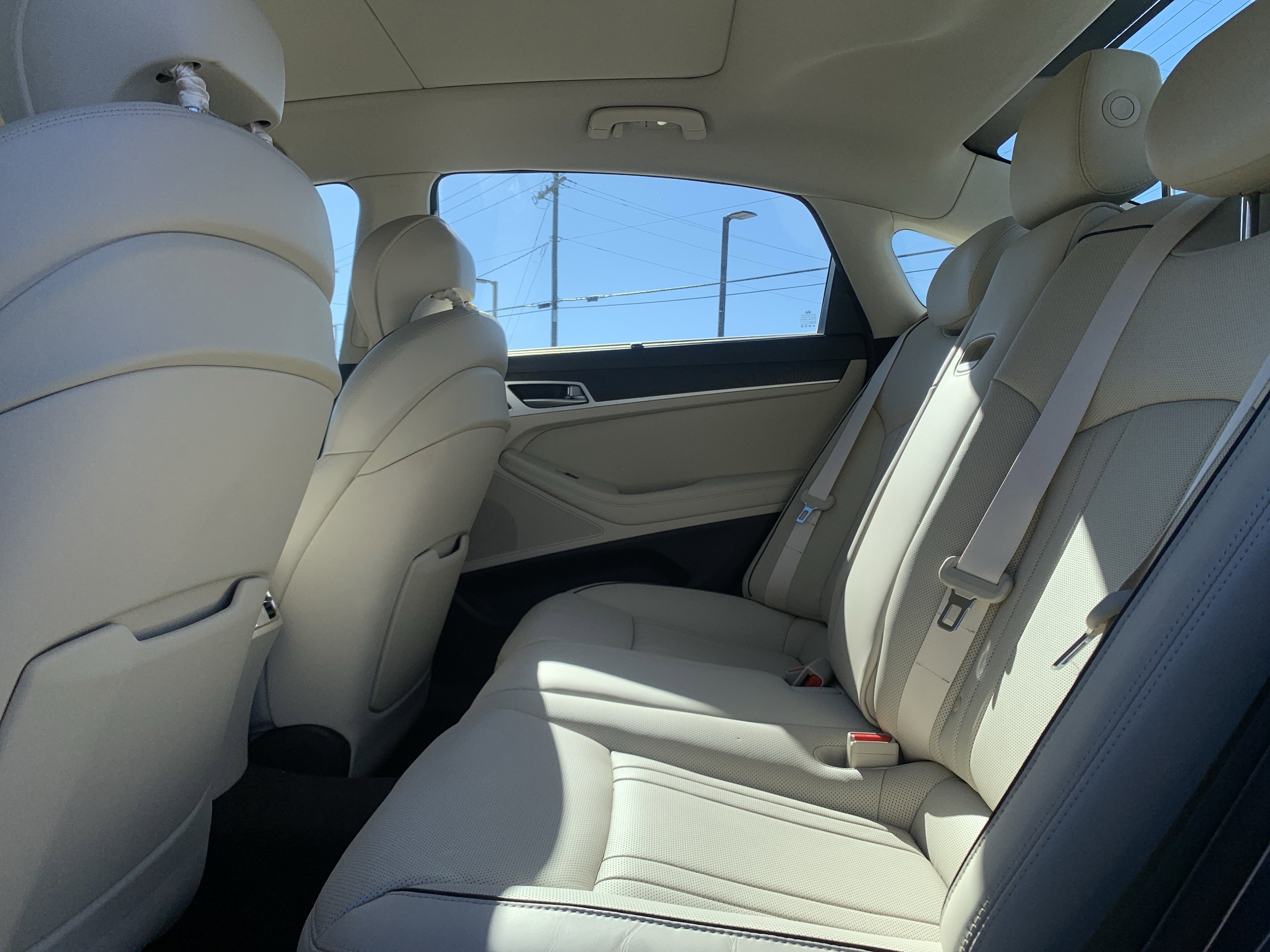 Used 2015 Hyundai Genesis 3.8 w/ Option Group 04 image 32