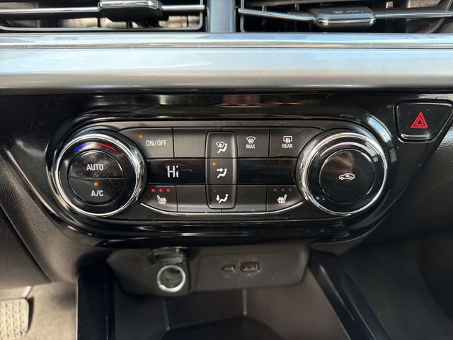 Used 2025 Chevrolet Trax LT w/ Driver Confidence Package image 20