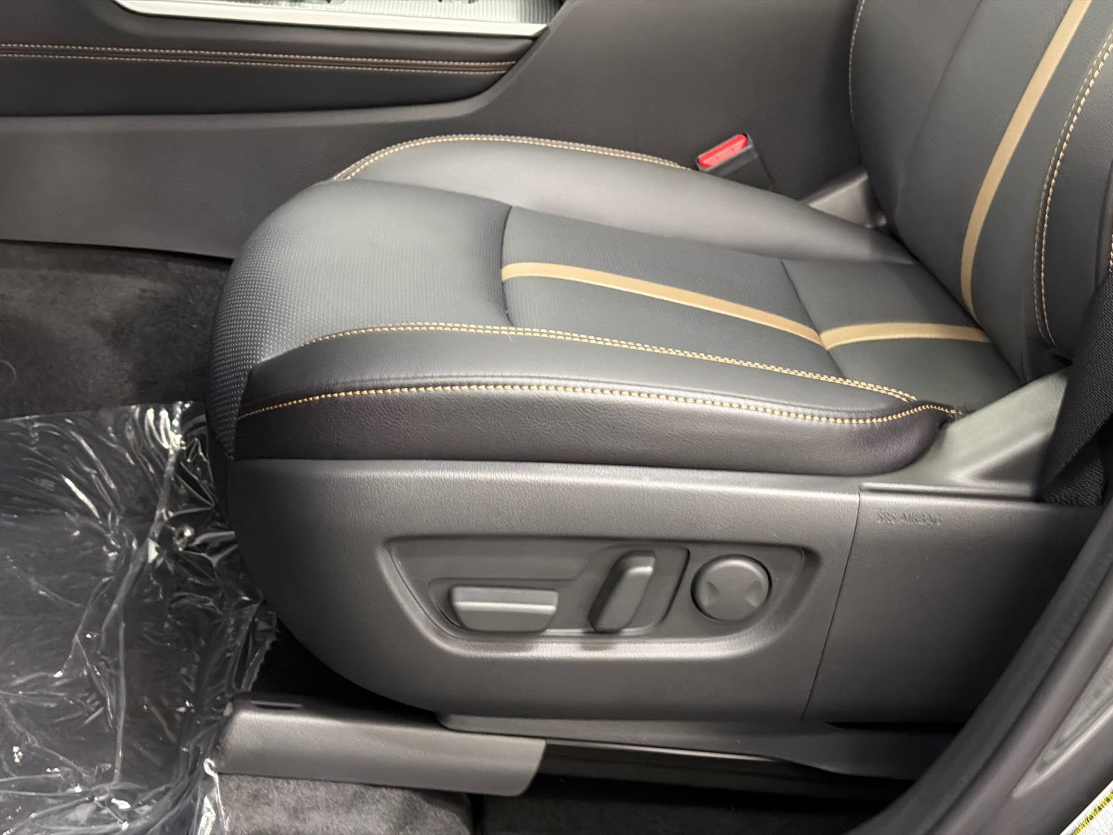 New 2026 MAZDA CX-90 Plug-In Hybrid w/ Premium Plus AWD/4WD image 16
