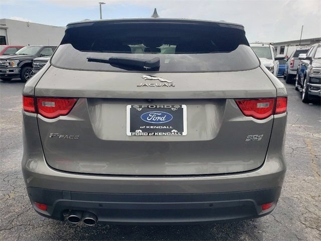 Used 2018 Jaguar F-PACE R-Sport AWD/4WD image 10