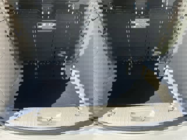 Used 2021 Chrysler Pacifica Limited w/ Uconnect Theater Family Group image 20