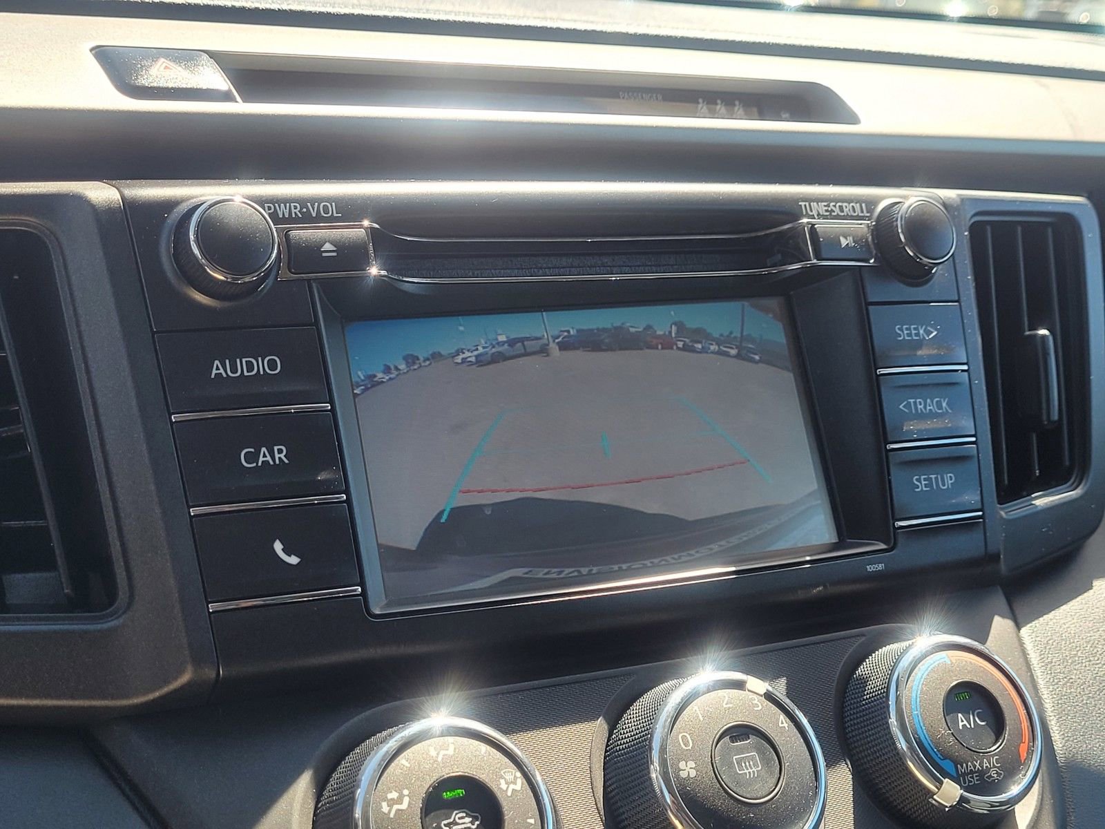 Used 2018 Toyota RAV4 LE w/ All Weather Liner Package AWD/4WD image 23