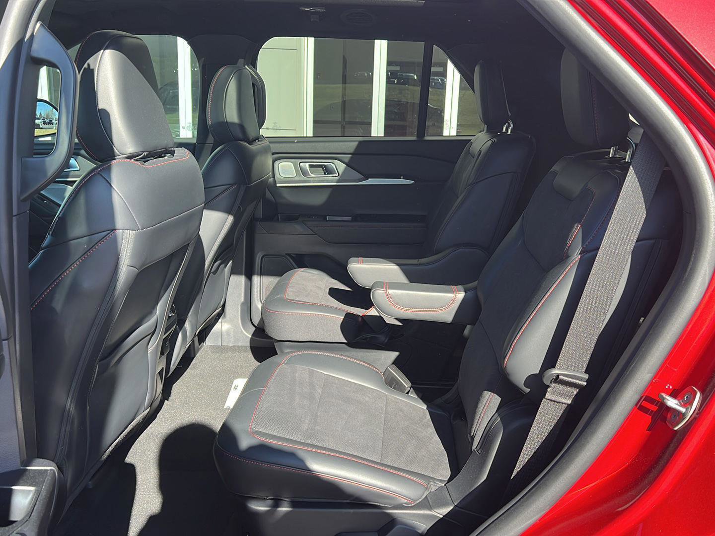 Used 2025 Ford Explorer ST w/ Sun And Sound Package image 11