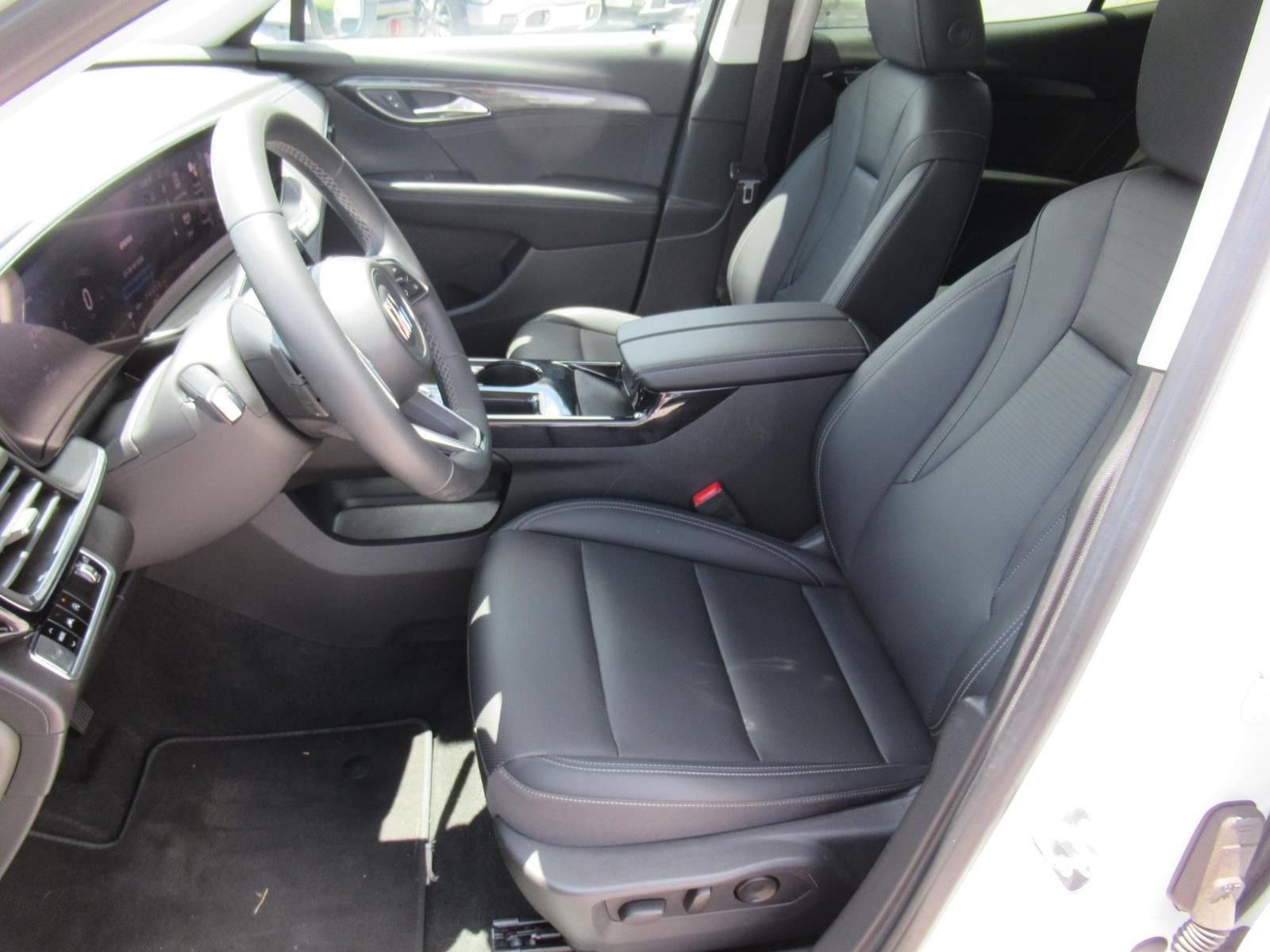Used 2024 Buick Envision Preferred AWD/4WD image 16