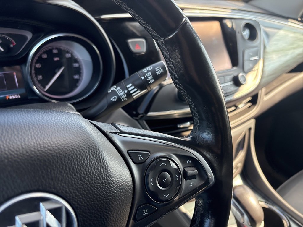 Used 2020 Buick Envision Essence image 14
