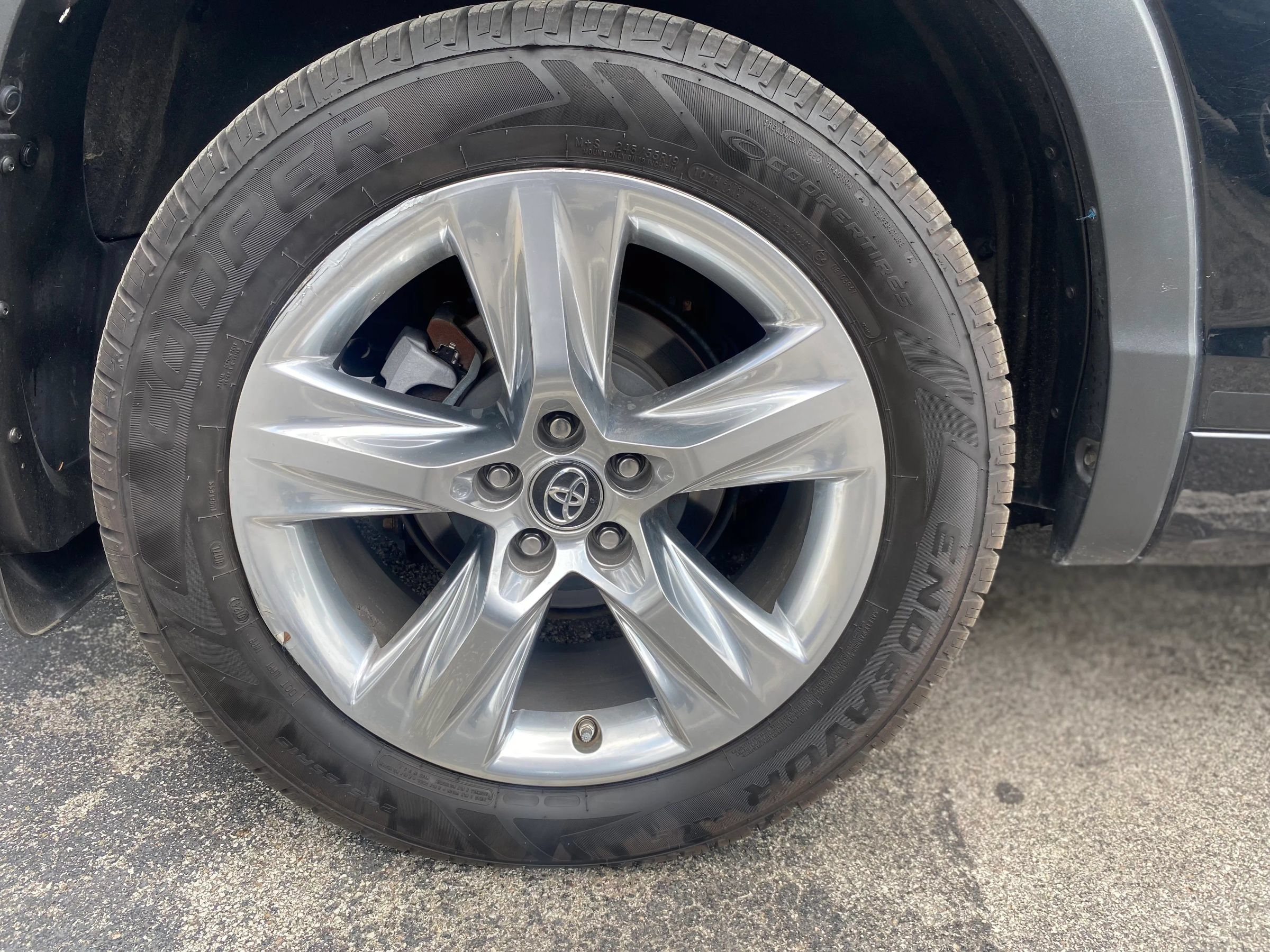 Used 2016 Toyota Highlander Limited Platinum AWD/4WD image 29
