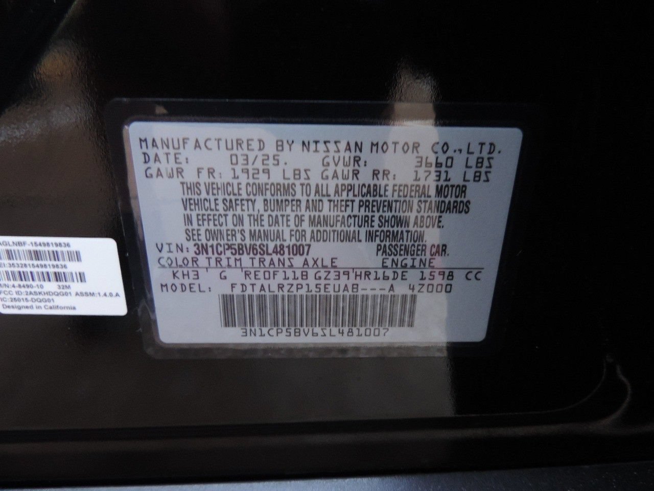 Certified 2025 Nissan Kicks Play S FWD image 17