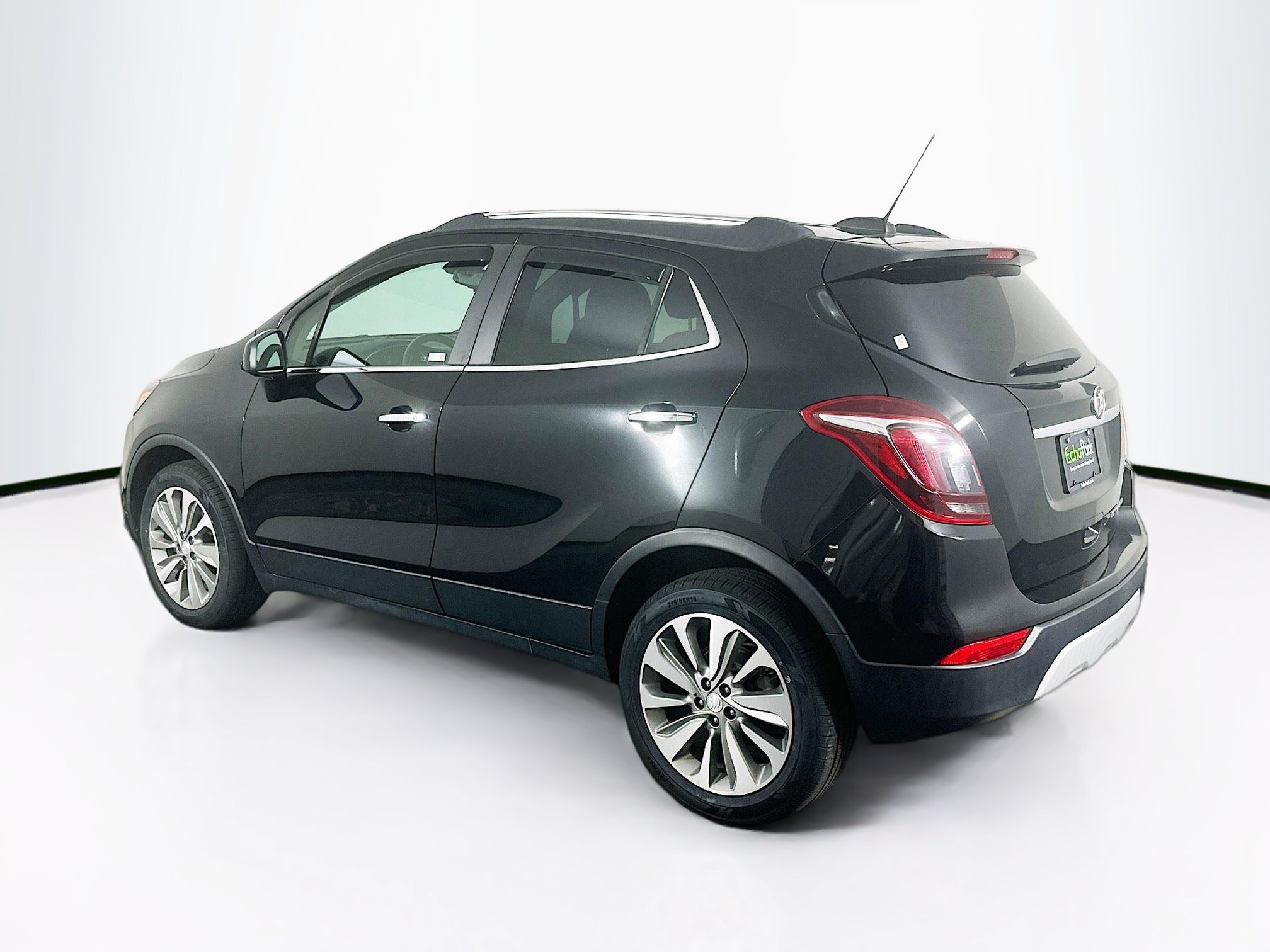 Used 2020 Buick Encore Preferred w/ Safety Package FWD image 5