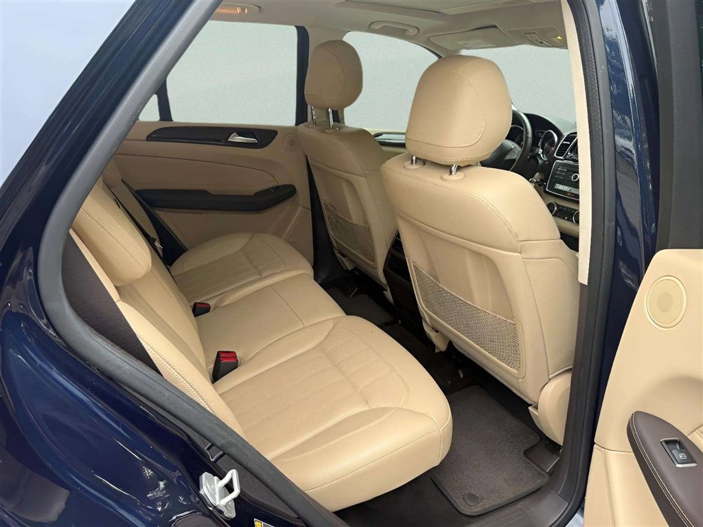 Used 2018 Mercedes-Benz GLE 350 4MATIC image 22